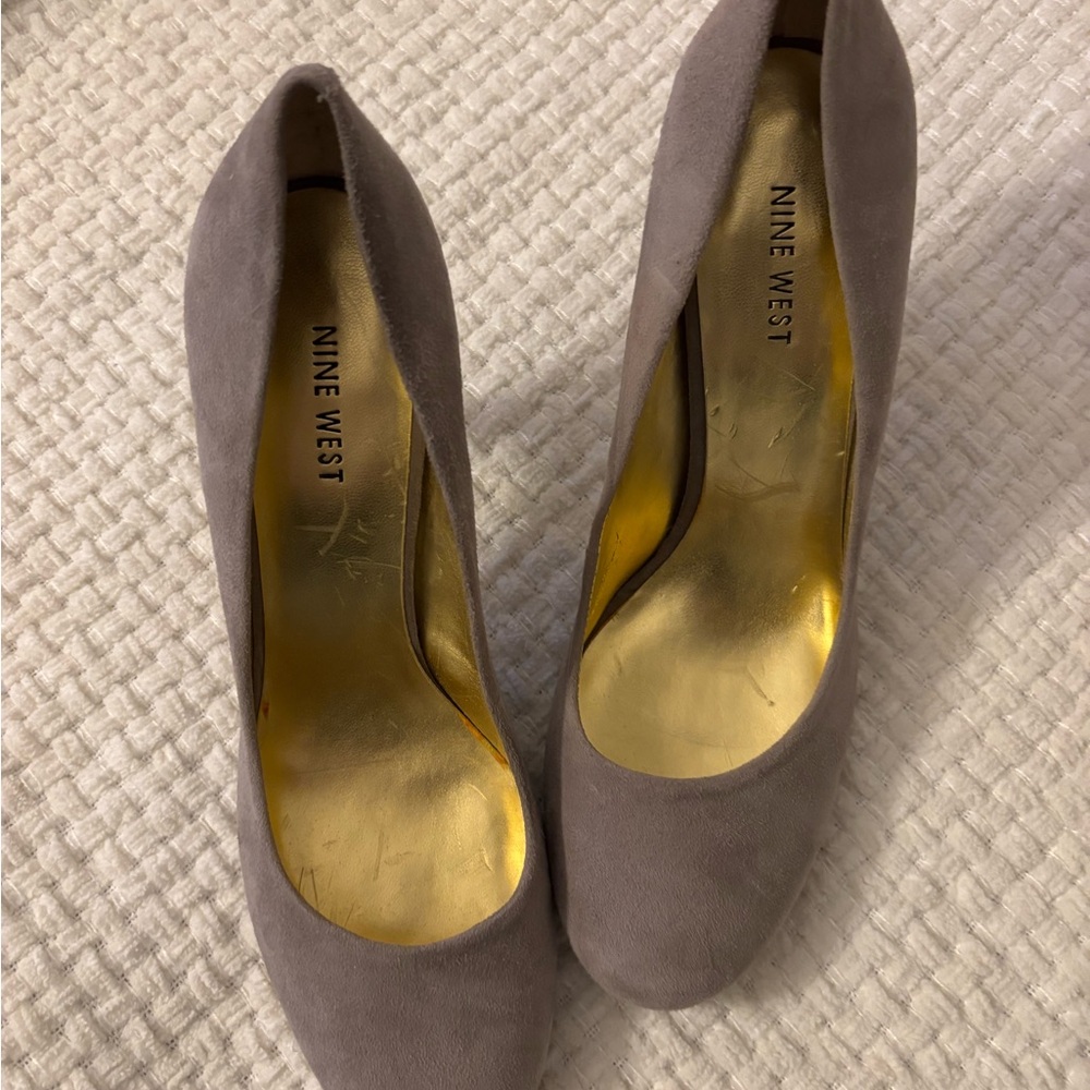 Nine West Women's Taupe Heels